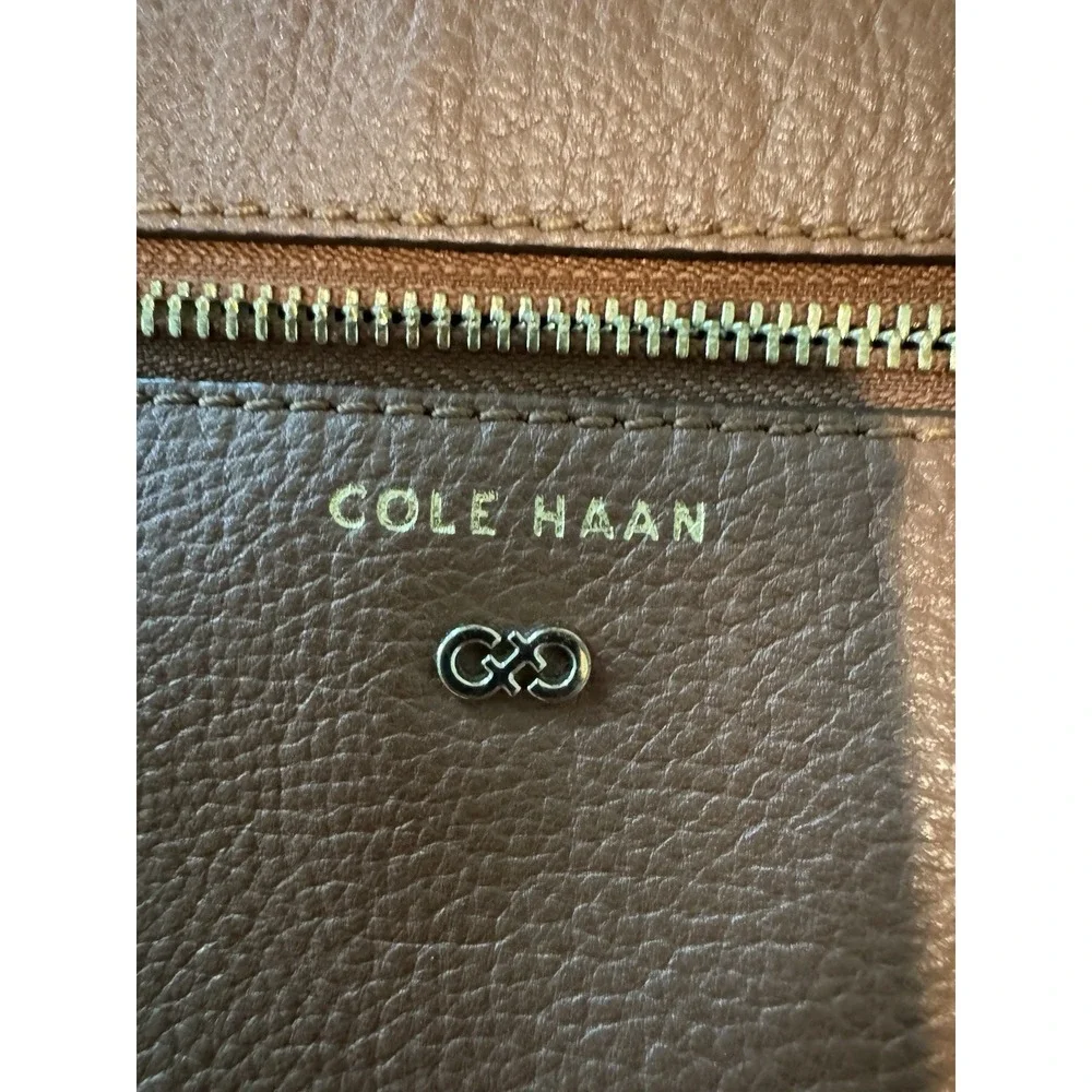 Cole Haan Brown Pebbled Leather Crossbody Bag Adjustable Strap Zip Pockets